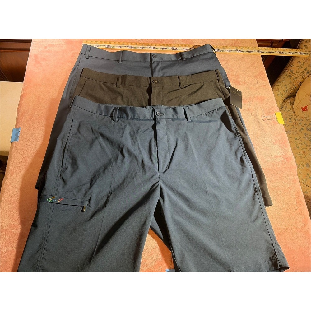Lot Of Three Men's Sz 40 Golf Shorts, Greg Norman, Callaway, Slazenger.